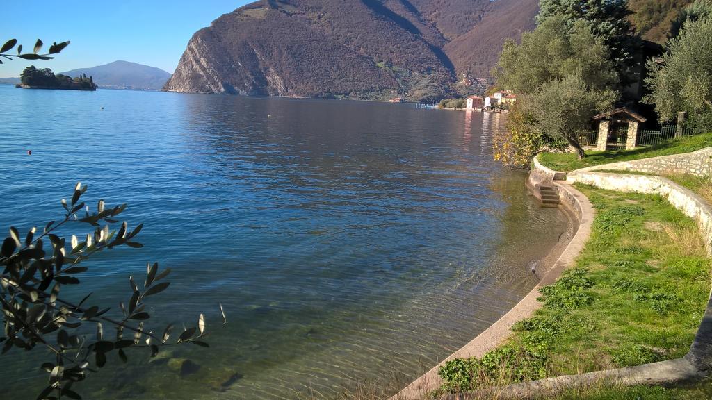 Residenza Borgo Antico Lejlighed Monte Isola Eksteriør billede