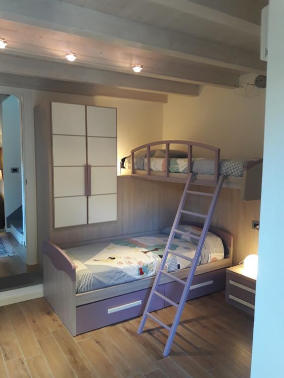 Residenza Borgo Antico Lejlighed Monte Isola Eksteriør billede